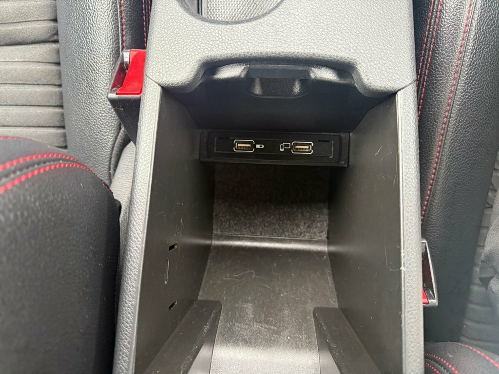 Mercedes-Benz CLA Class Cla 200 D Amg Line Grey #52