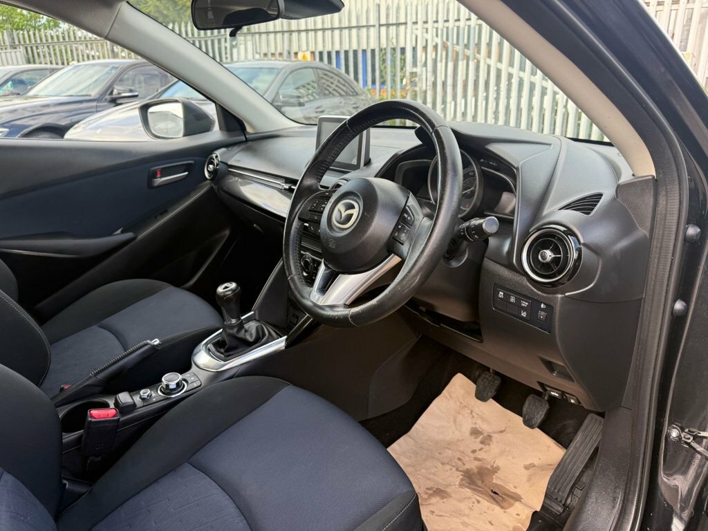 Mazda 2 1.5L Se-l Black #4