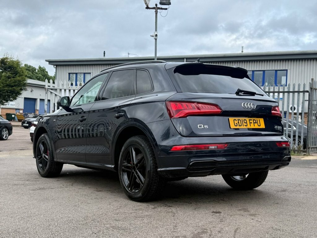Audi Q5 2L S Line GD19FPU Blue #5