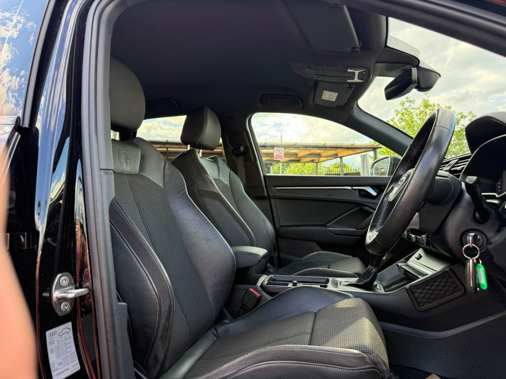 Audi Q3 2L S Line GM19ZYB Black #4