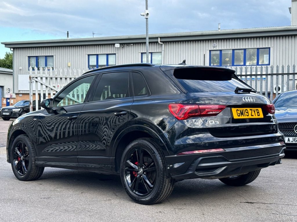 Audi Q3 2L S Line GM19ZYB Black #3