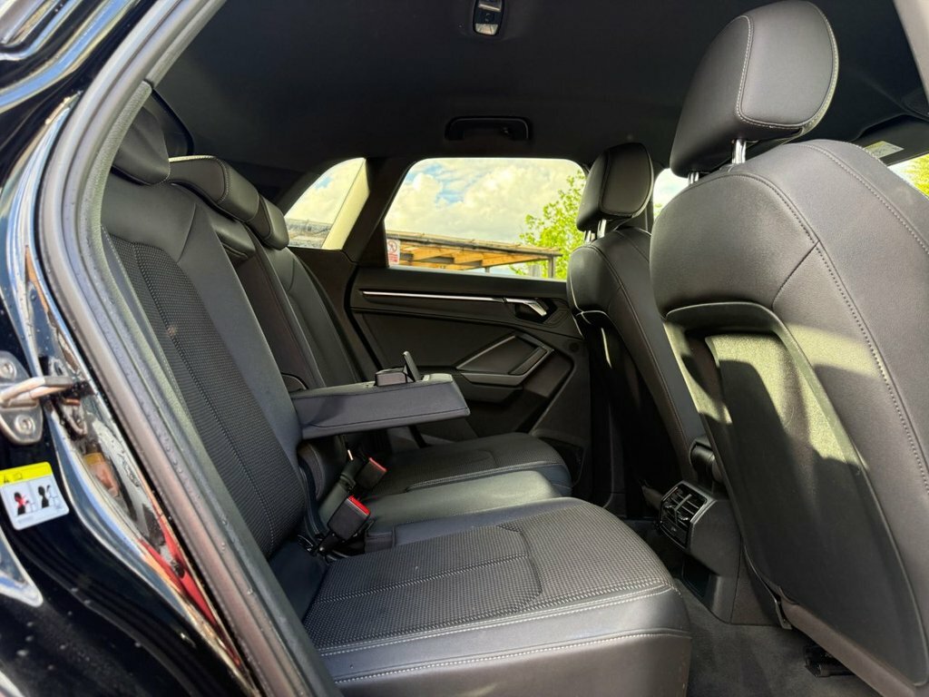 Audi Q3 2L S Line GM19ZYB Black #6