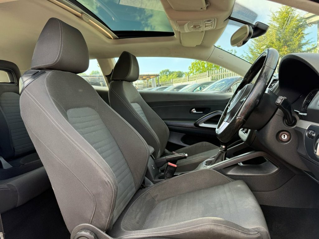Volkswagen Scirocco 2L Null Black #4