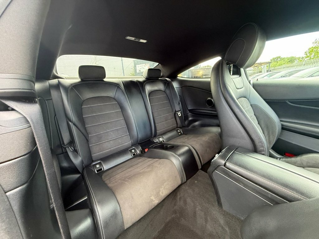 Mercedes-Benz C Class 2L Amg Line Black #6