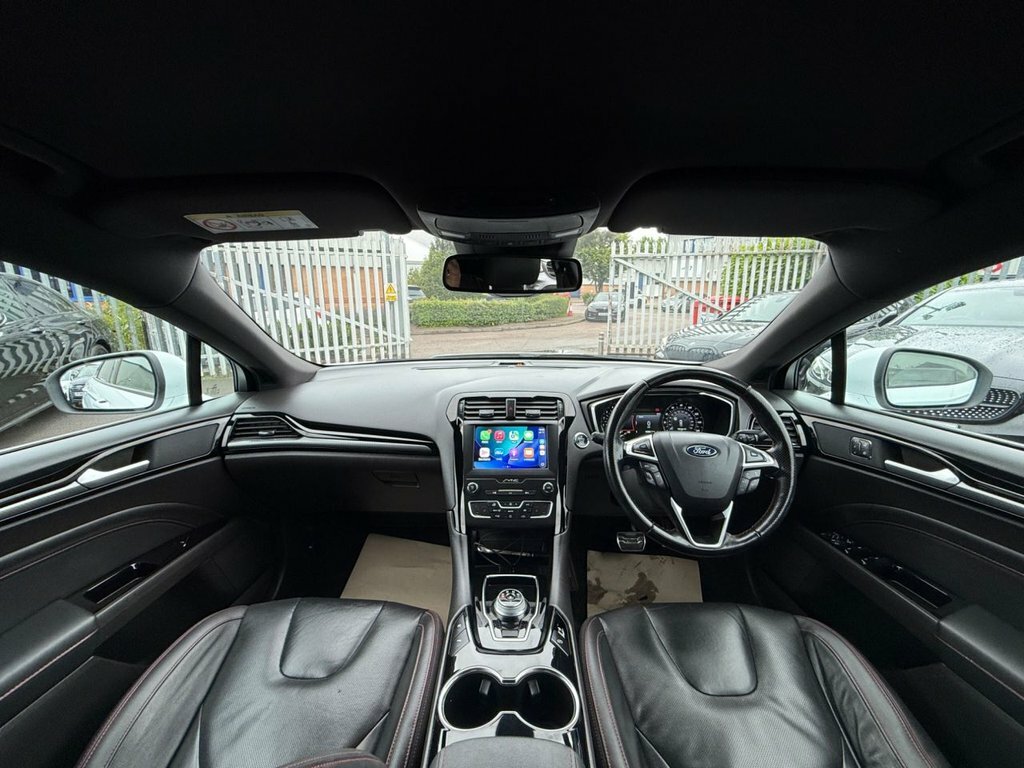 Ford Mondeo Hatchback White #67