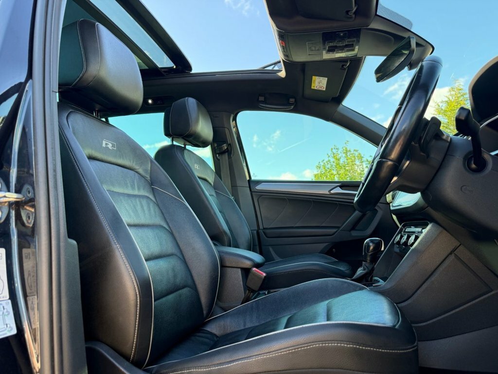 Volkswagen Tiguan 2L R-line Tech Black #4