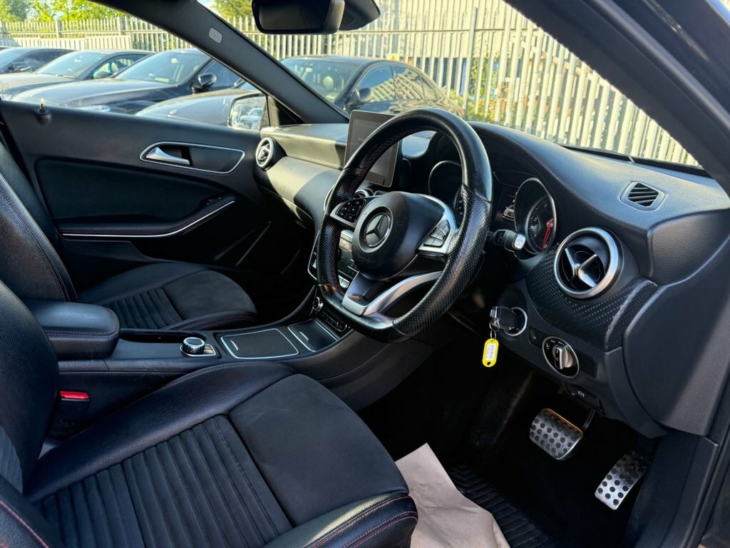 Mercedes-Benz A Class 1.5L Amg Line Black #4