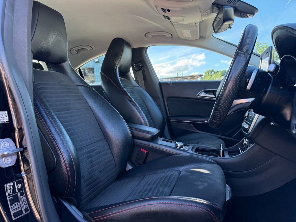 Mercedes-Benz CLA Class 1.6L Amg Line Edition Black #4