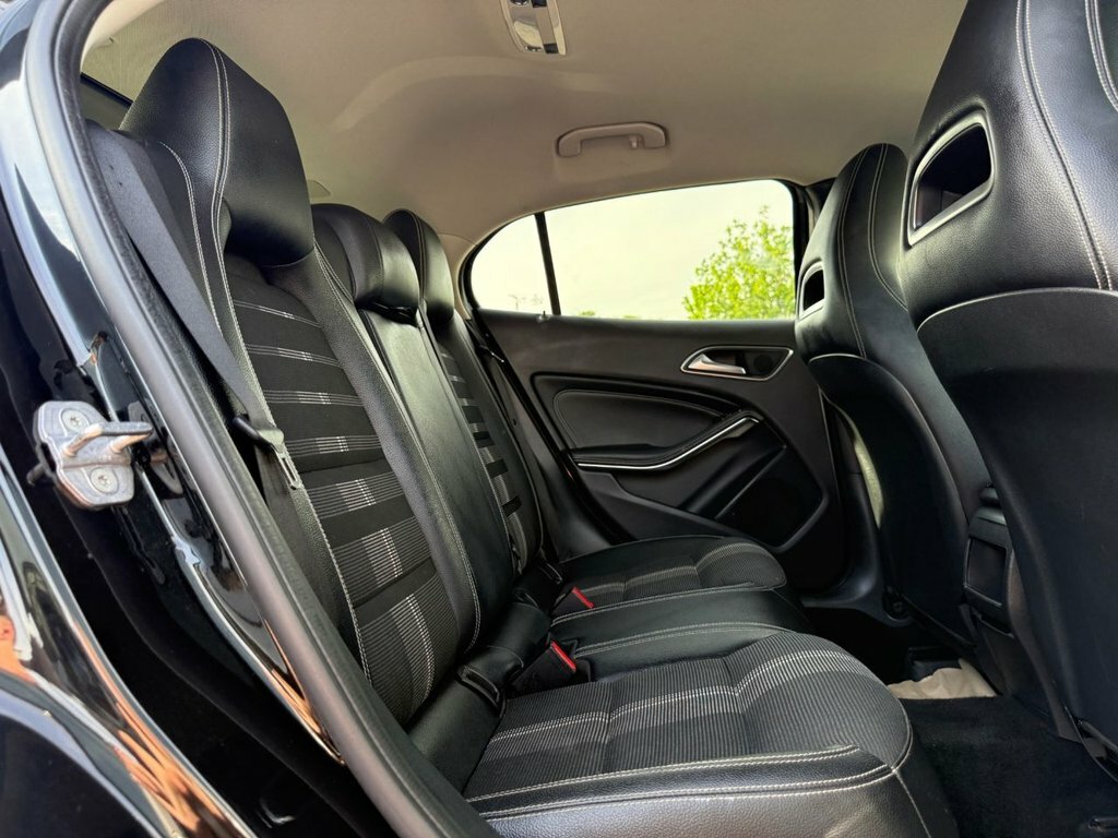 Mercedes-Benz GLA Class 1.6L Urban Edition Black #6