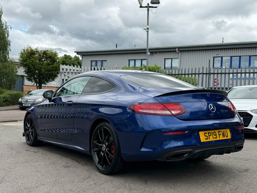 Mercedes-Benz C Class 2L Amg Line Blue #3