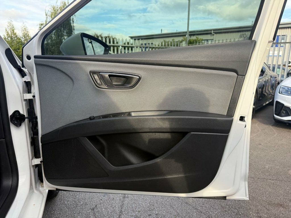 Seat Leon Estate 1.6 Tdi Se Technology St Dsg Euro 6 Ss 5 White #33