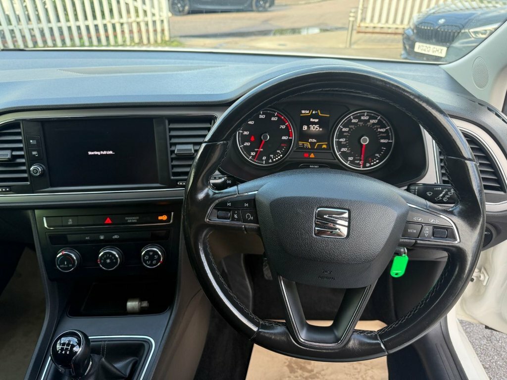 Seat Leon Estate 1.6 Tdi Se Technology St Dsg Euro 6 Ss 5 White #39