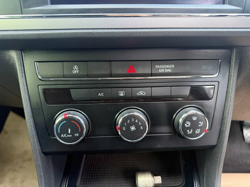 Seat Leon Estate 1.6 Tdi Se Technology St Dsg Euro 6 Ss 5 White #56