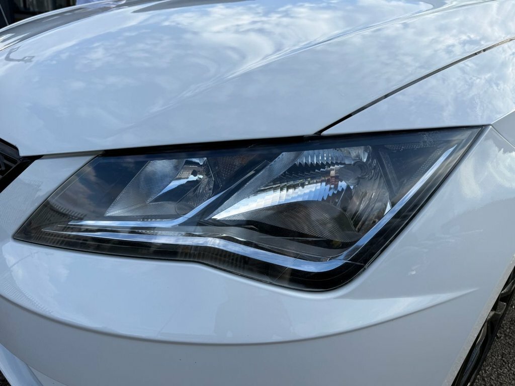Seat Leon Estate 1.6 Tdi Se Technology St Dsg Euro 6 Ss 5 White #24
