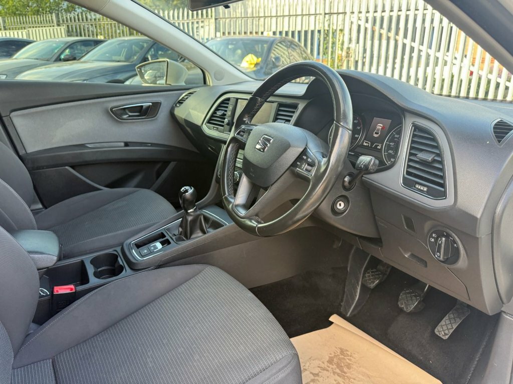 Seat Leon 1.2L Se Dynamic Technology White #4