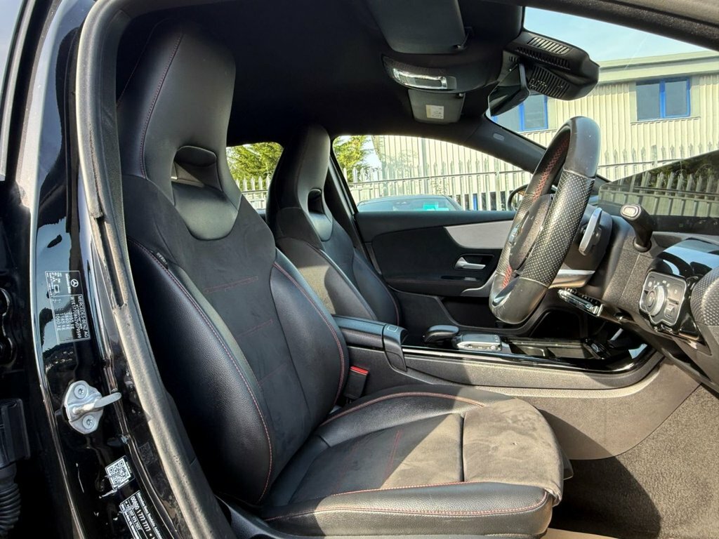 Mercedes-Benz A Class 1.3L Amg Line Black #4
