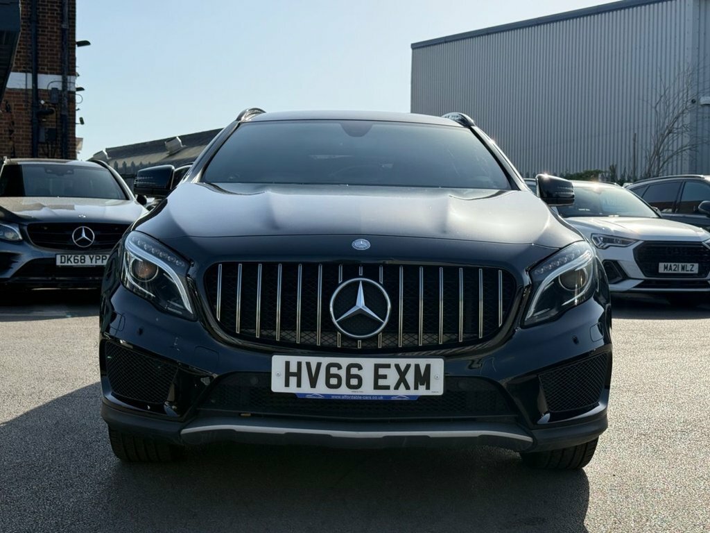 Mercedes-Benz GLA Class 2.1L Amg Line Black #5