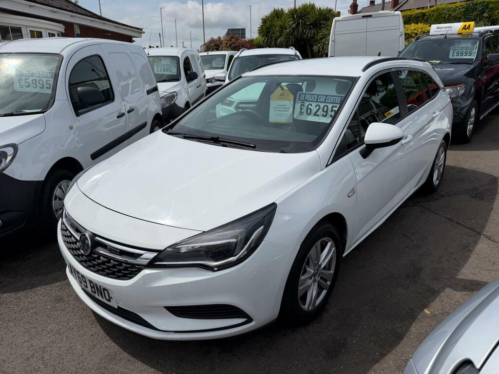 Vauxhall Astra 1.6 Cdti Blueinjection Design Sports Tourer Euro 6 White