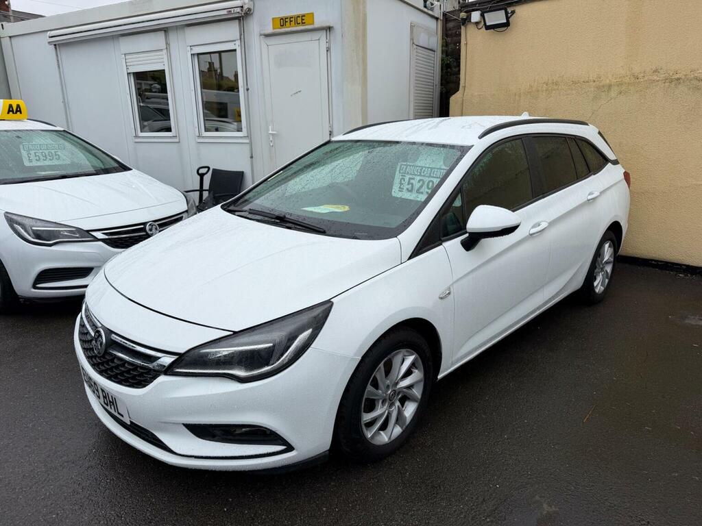 Vauxhall Astra 1.6 Cdti Blueinjection Design Sports Tourer Euro 6 EU69BHL White