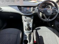 Vauxhall Astra 1.6 Cdti Blueinjection Design Sports Tourer Euro 6 EU69BBZ White #6