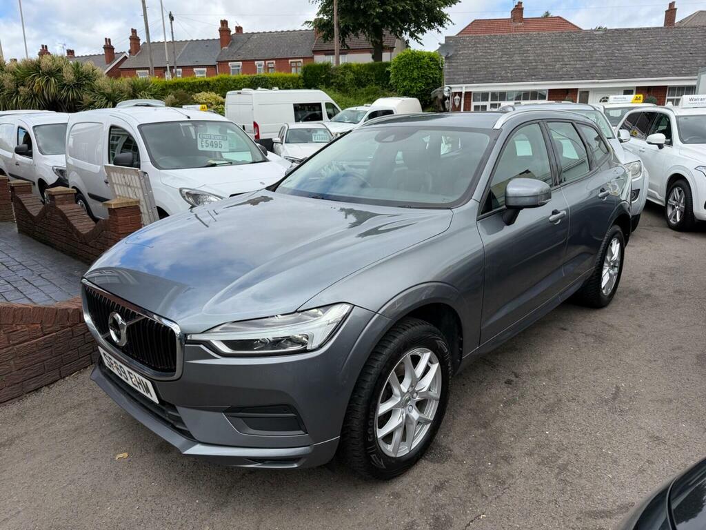 Volvo XC60 2.0 B4 Mhev Momentum Awd Euro 6 Ss Grey