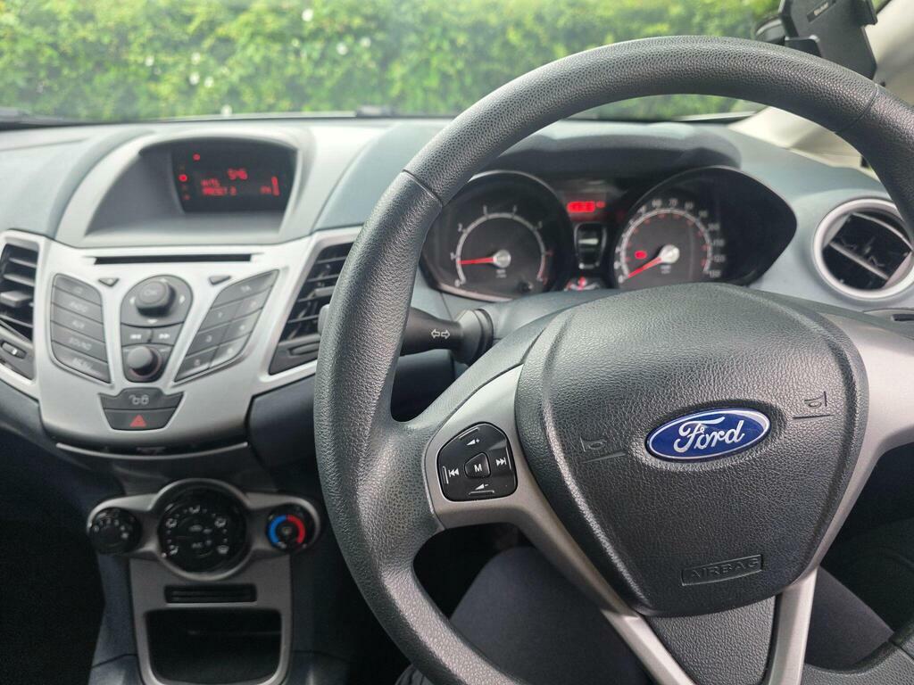 Ford Fiesta Titanium Hatchback Blue #19