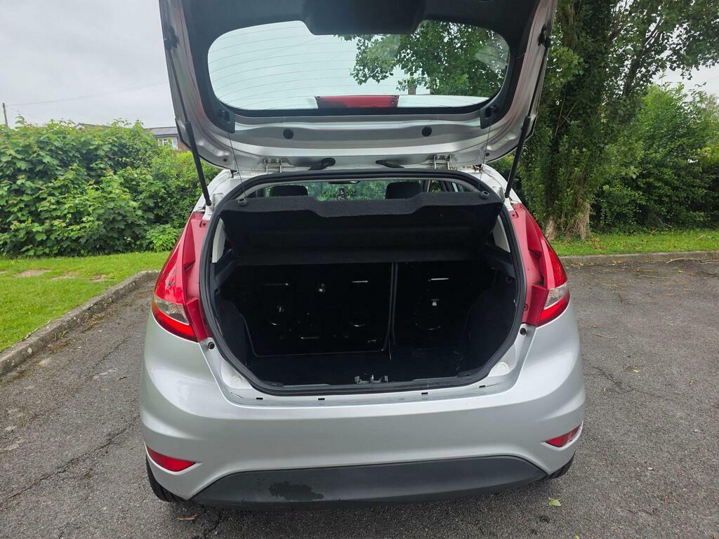 Ford Fiesta Titanium Hatchback Blue #11