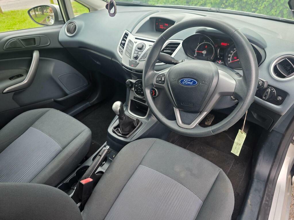 Ford Fiesta Titanium Hatchback Blue #16