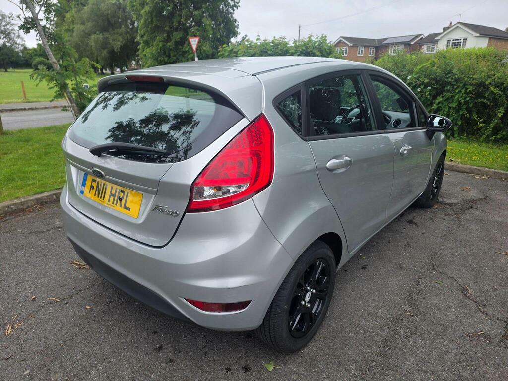 Ford Fiesta Titanium Hatchback Blue #10