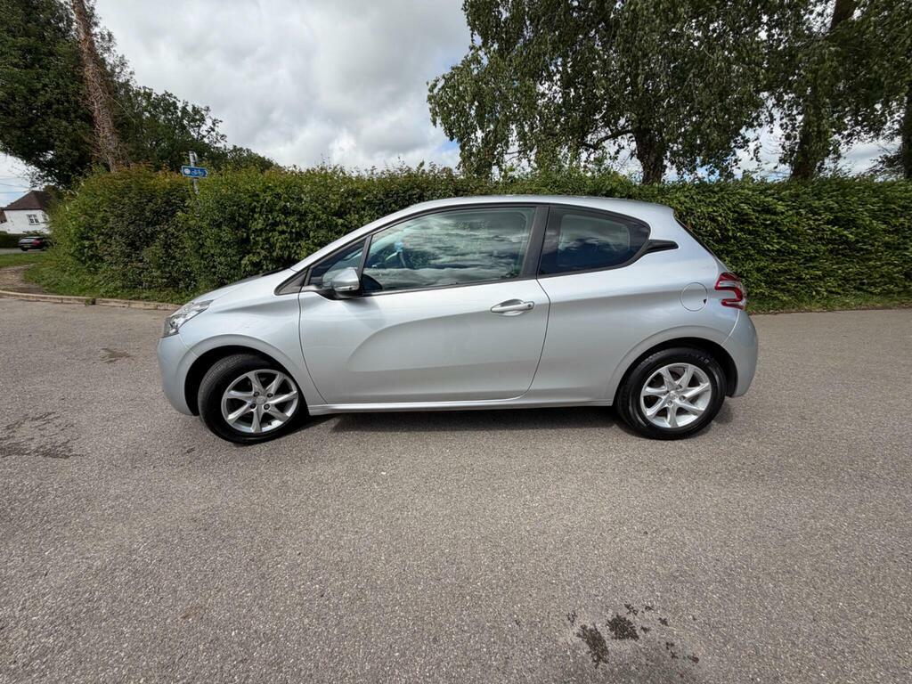Peugeot 208 1.2 Puretech Active Euro 6 Silver #4