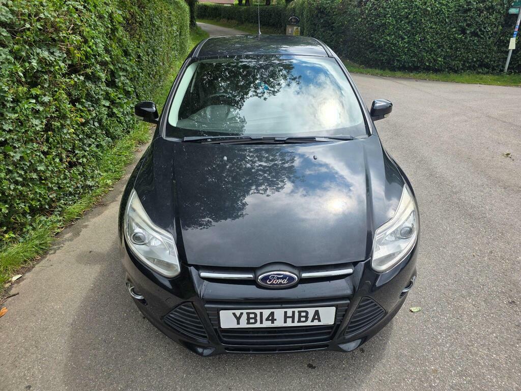Ford Focus Zetec Navigator Fsh Red #2
