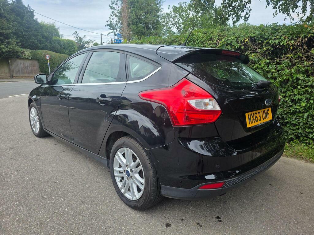 Ford Focus 1.0T Ecoboost Titanium Euro 5 S S Black #6