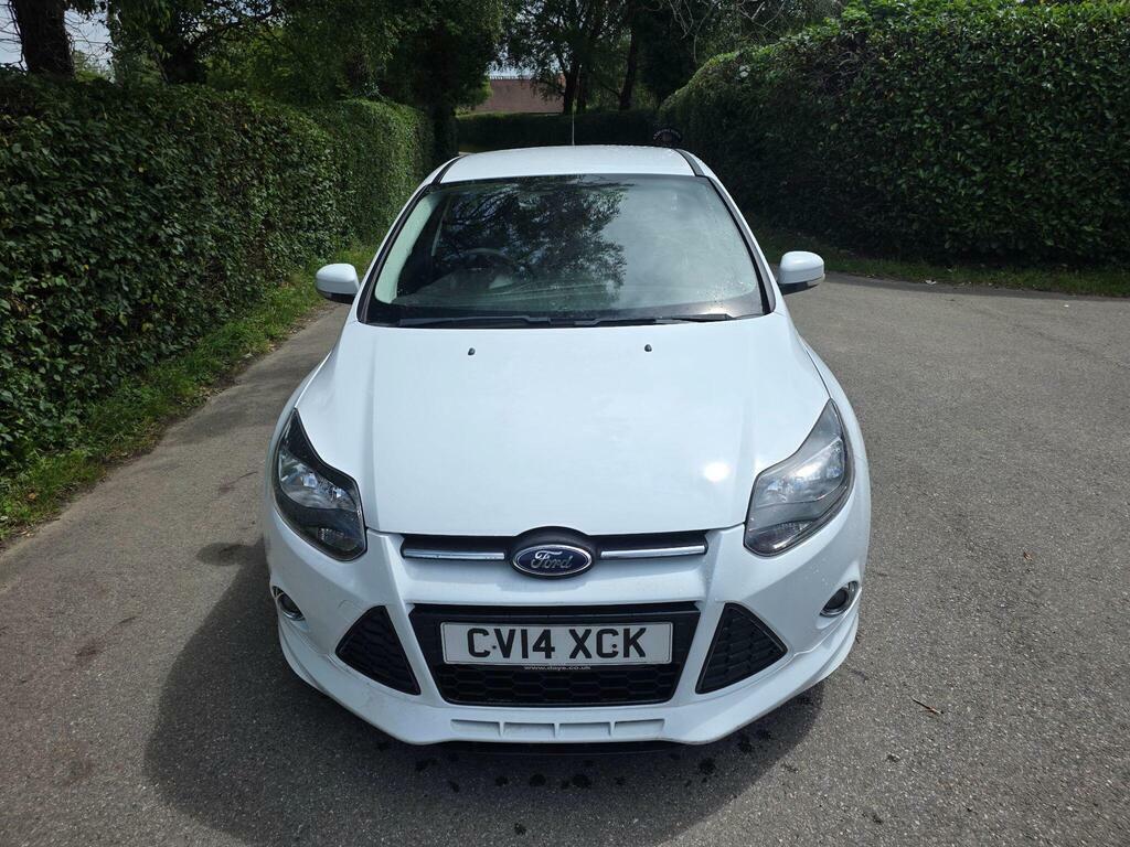 Ford Focus 1.0T Ecoboost Zetec S Euro 5 S S White #2