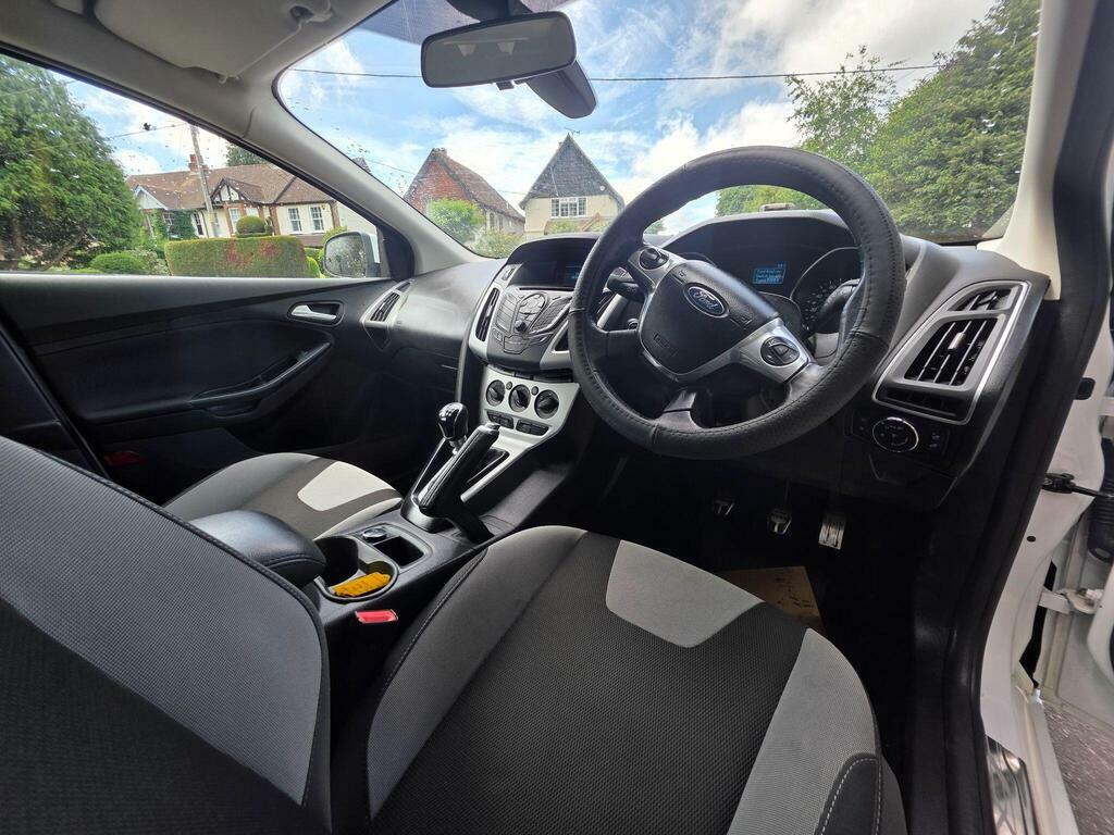 Ford Focus 1.6 Zetec Euro 5 White #20