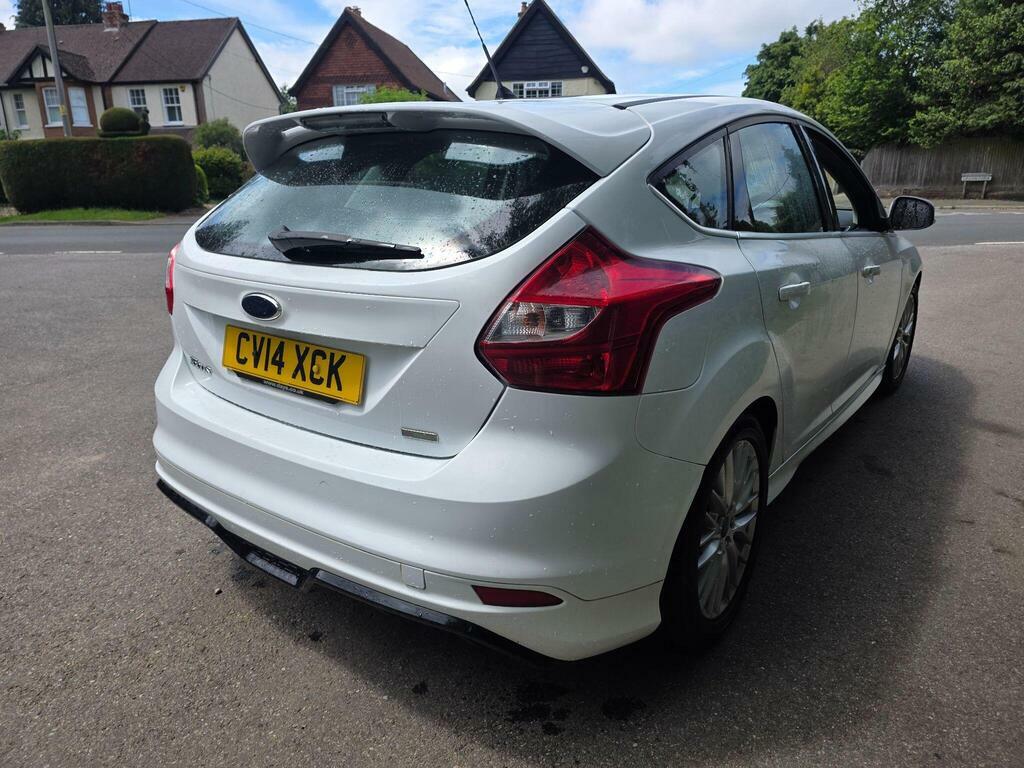 Ford Focus 1.6 Zetec Euro 5 White #9