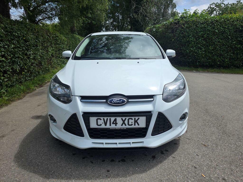 Ford Focus 1.0T Ecoboost Zetec S Euro 5 S S White