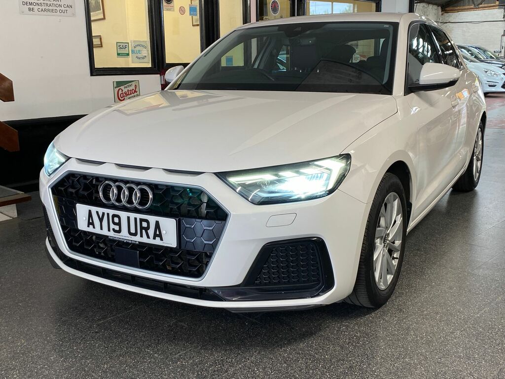 Audi A1 1.0 Tfsi 30 Sport Sportback S Tronic Eu AY19URA White #2