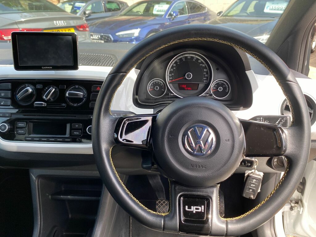 Volkswagen Up 1.0 Street Up Hatchback Euro 6 KR65BHD White #3
