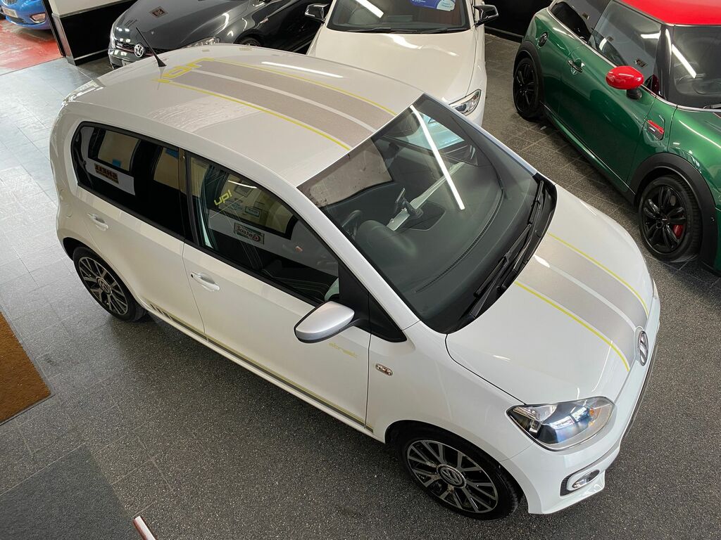 Volkswagen Up 1.0 Street Up Hatchback Euro 6 KR65BHD White #4