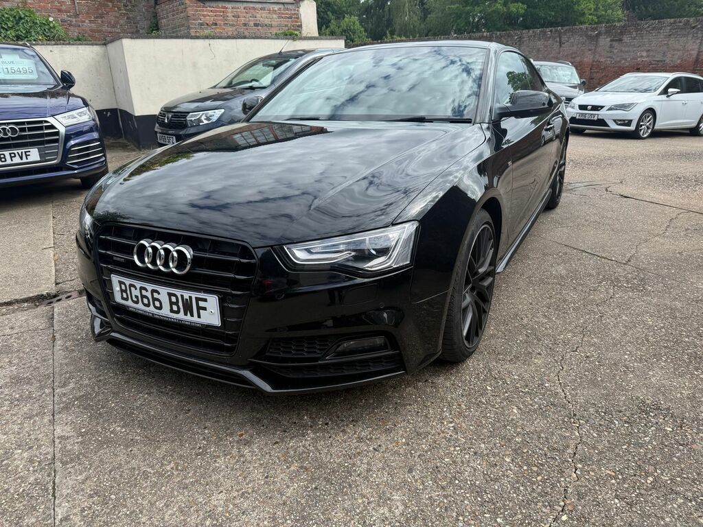 Audi A5 2.0 Tfsi Black Edition Plus Coupe Manua Black #4