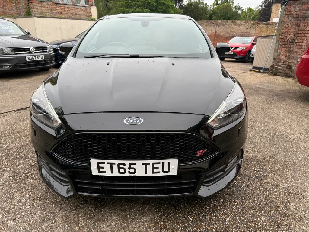 Ford Focus 2.0T Ecoboost St-3 Hatchback Eur Black #2
