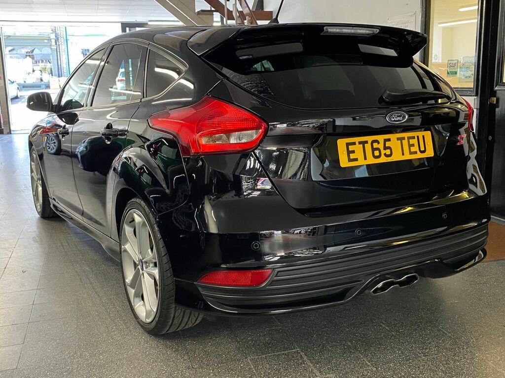 Ford Focus 2.0T Ecoboost St-3 Hatchback Eur ET65TEU Black #2
