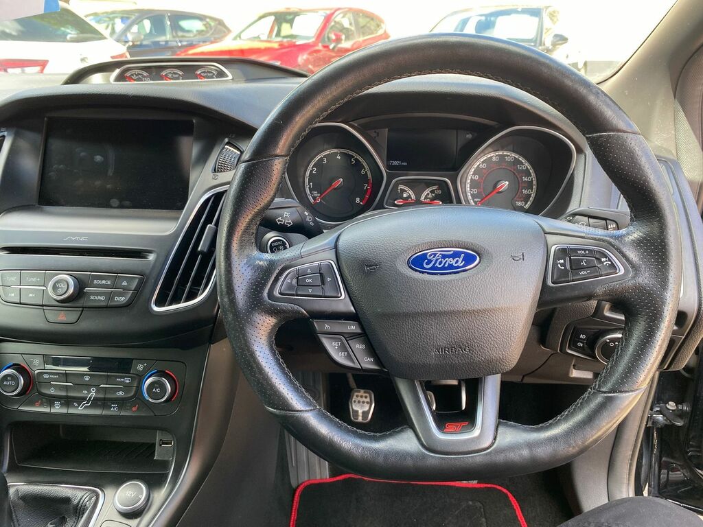 Ford Focus 2.0T Ecoboost St-3 Hatchback Eur ET65TEU Black #3
