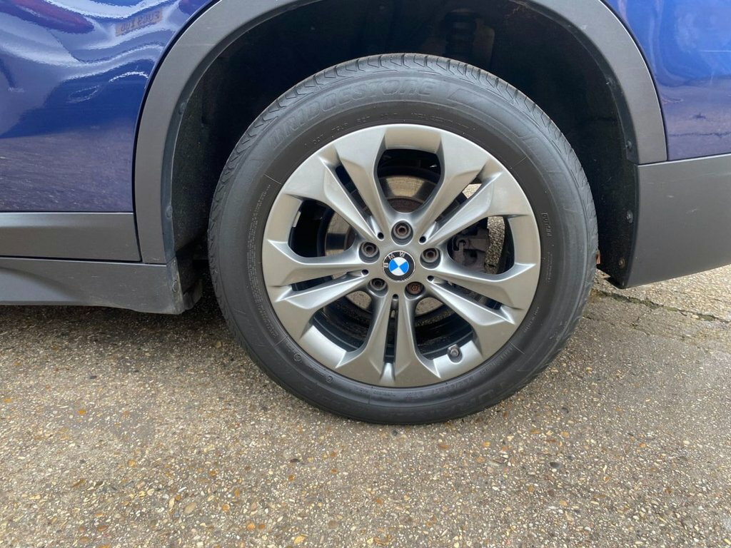 BMW X1 2L Sport White #13