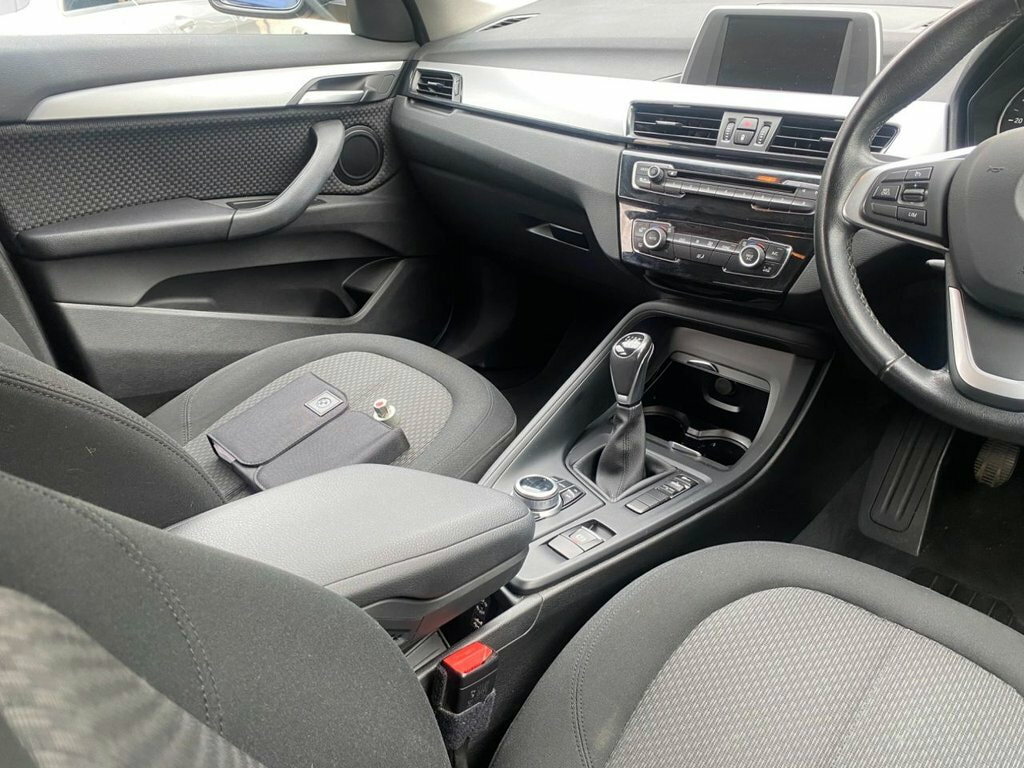 BMW X1 2L Sport White #16
