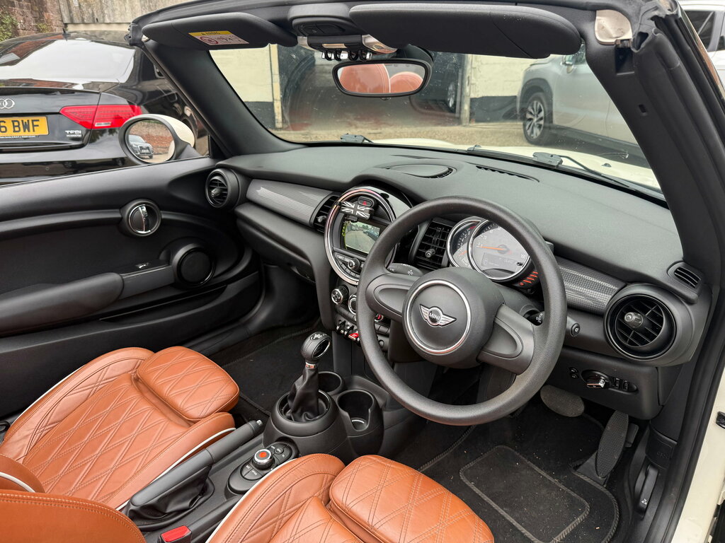 Mini Convertible Convertible 1.5 Cooper Convertible Manu Blue #9