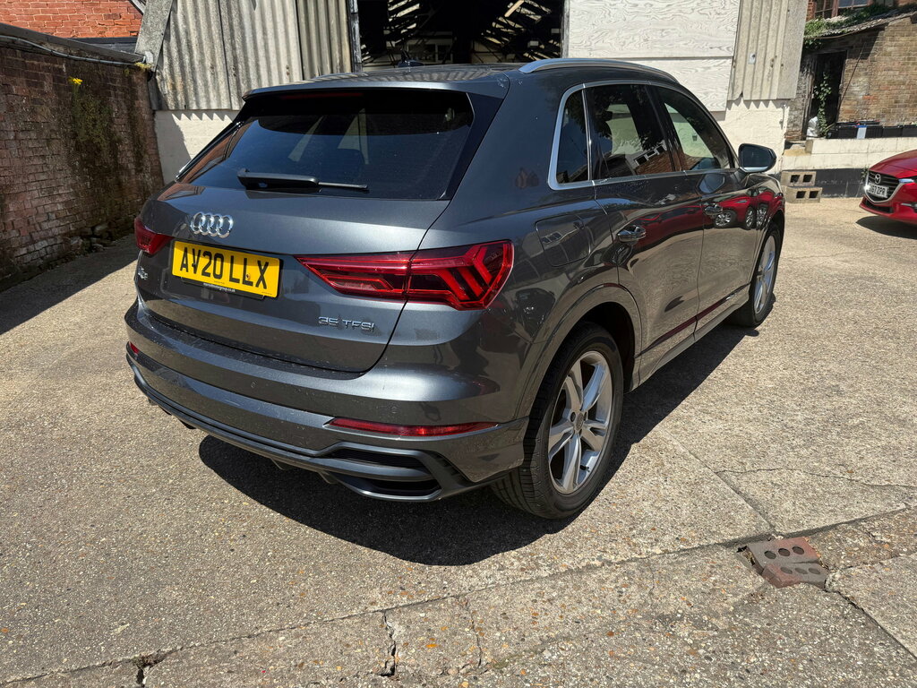 Audi Q3 1.5 Tfsi Cod 35 S Line Suv S Tronic Eur Grey #4