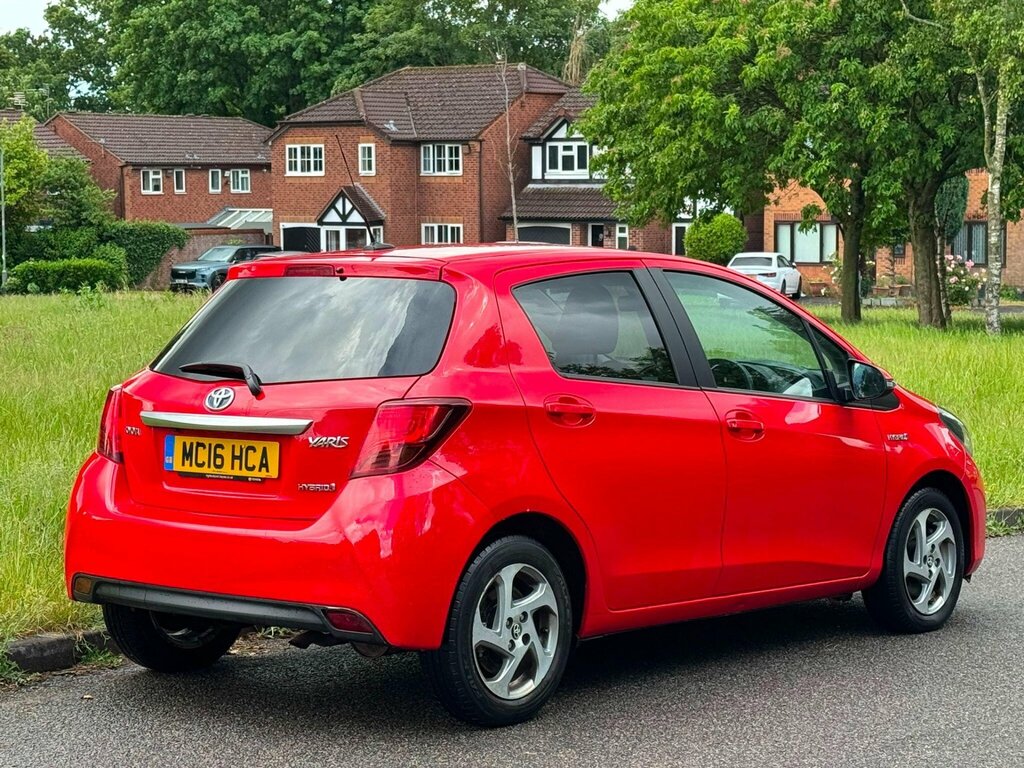 Toyota Yaris 1.5 Vvt-h Icon E-cvt Euro 6 MC16HCA Red #6