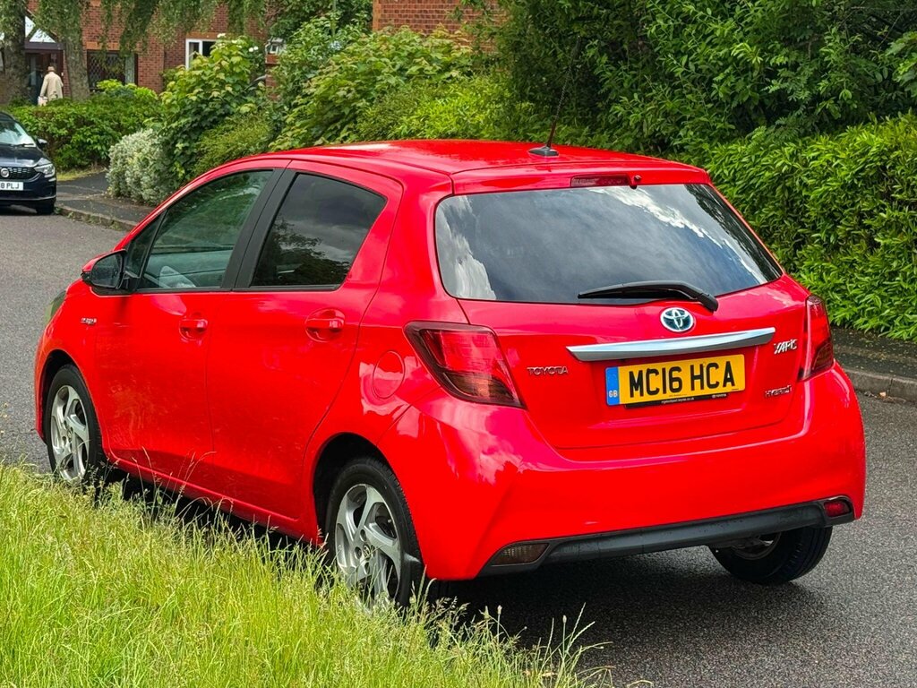 Toyota Yaris 1.5 Vvt-h Icon E-cvt Euro 6 MC16HCA Red #5