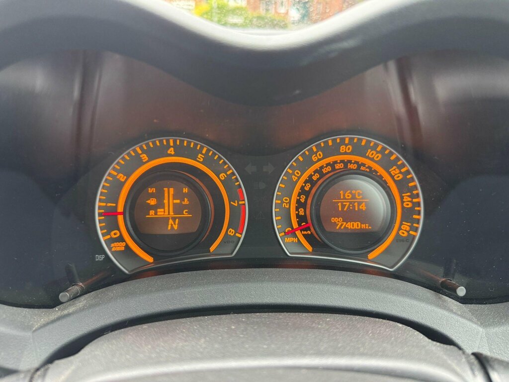 Toyota Auris  Silver #11